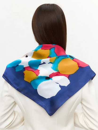 Foulard Carré 70 "Éclats de Couleur"