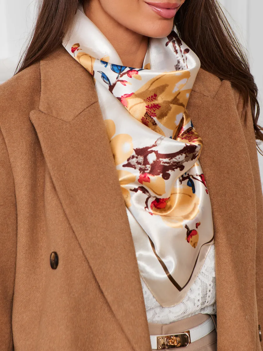 Foulard Carré 90 "Magnolia Doré"