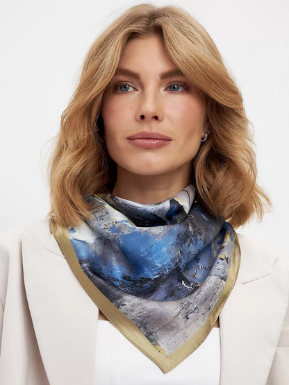 Foulard Carré 53 "Danse de Lumière" 100% Soie