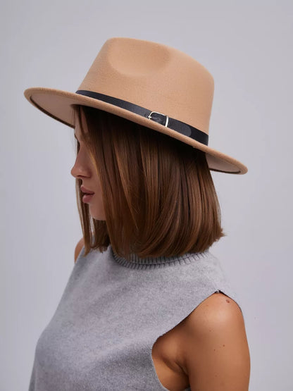 Chapeau fedora en feutre beige camel