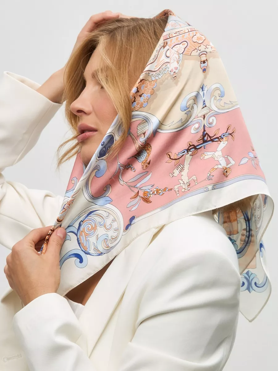 Foulard Carré 53 "Rêverie Orientale" 100% Soie