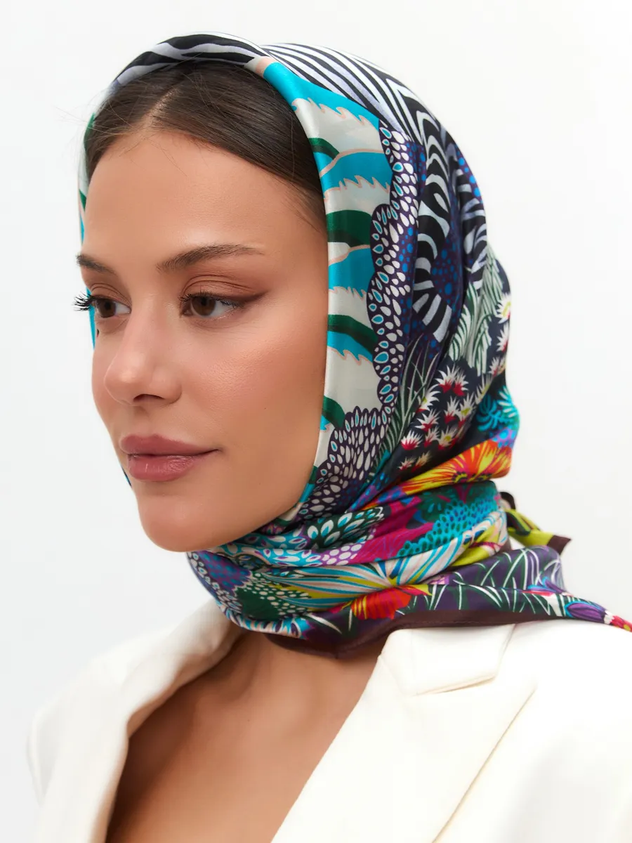 Foulard Carré 90 "Safari Tropical"